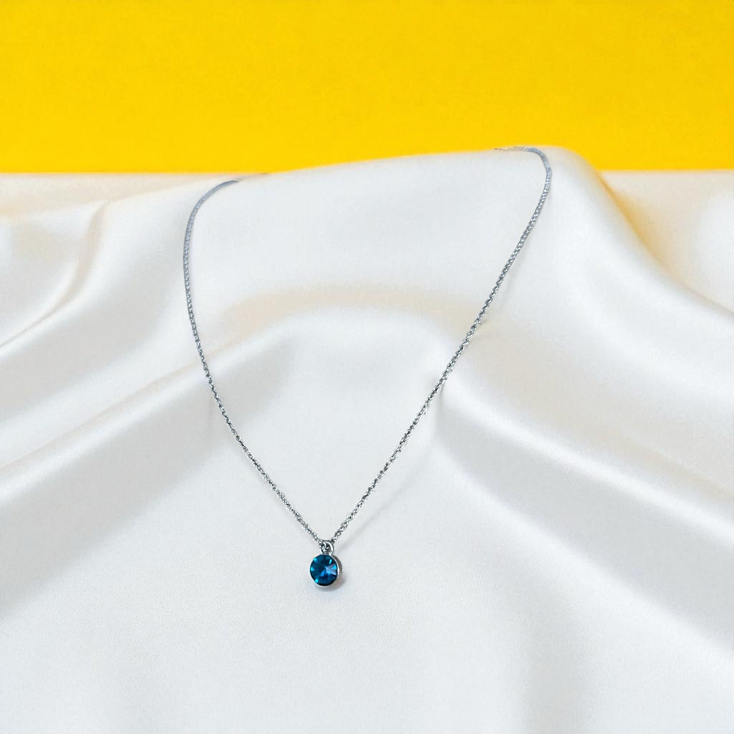 The Gleam of Calm - Timeless Elegant Necklace